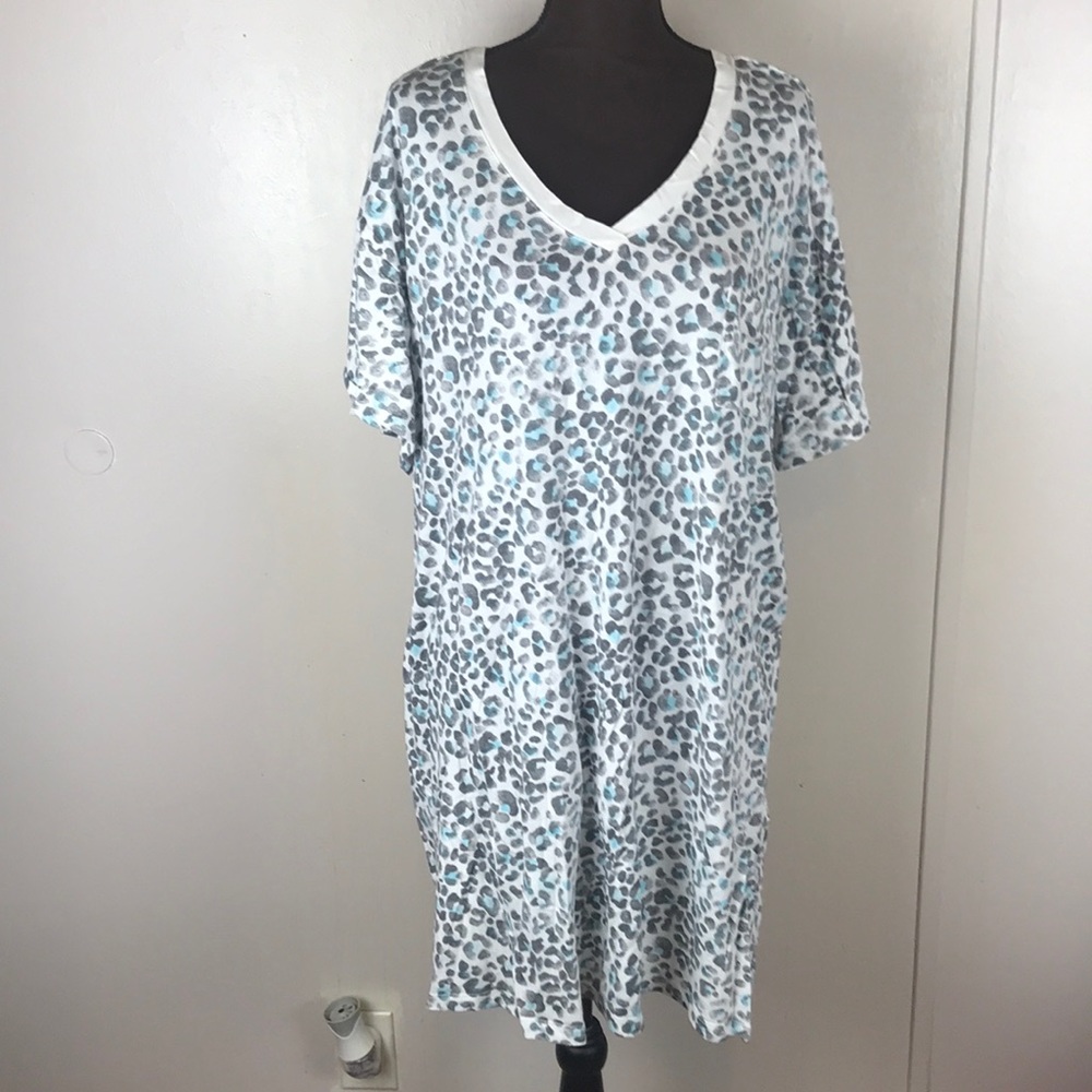 Hue Nightgown